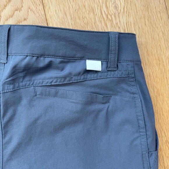 THE NORTH FACE Women's Wandur Hike Shorts Blue Grey  - 4 - Picture 9 of 17